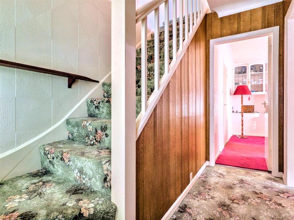 Additional property image - Cleveland Avenue, Draycott
