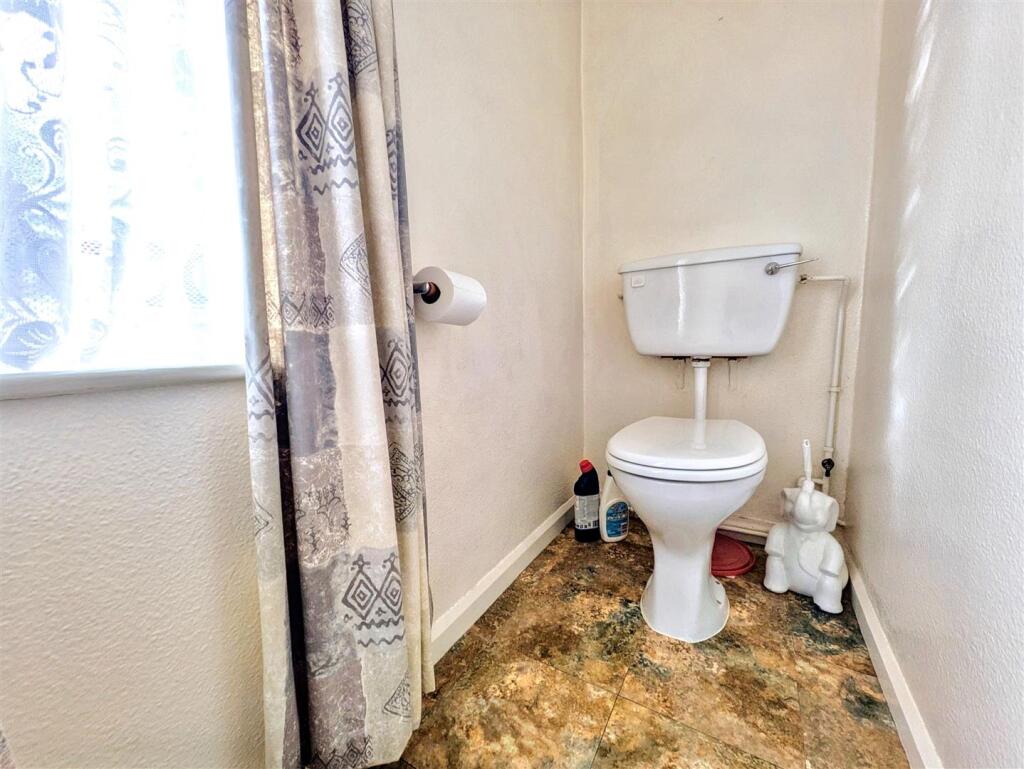 Additional property image - Cleveland Avenue, Draycott