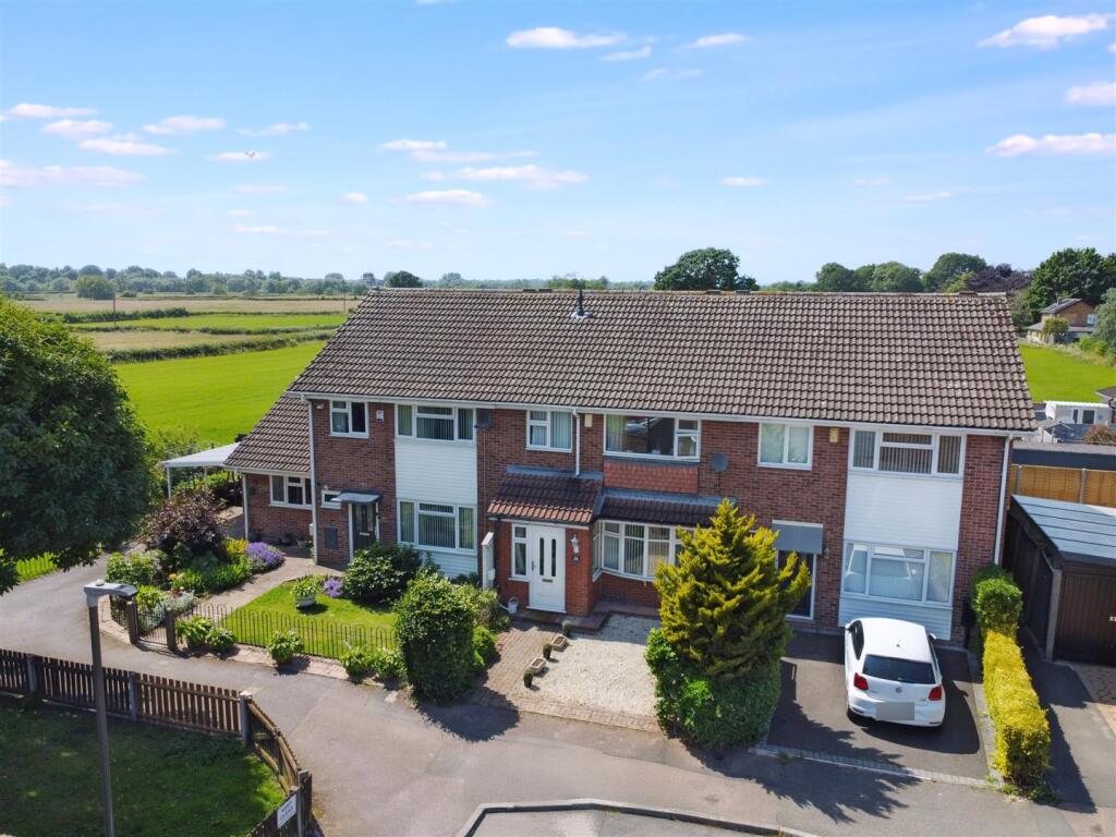 Main image of property: Cleveland Avenue, Draycott