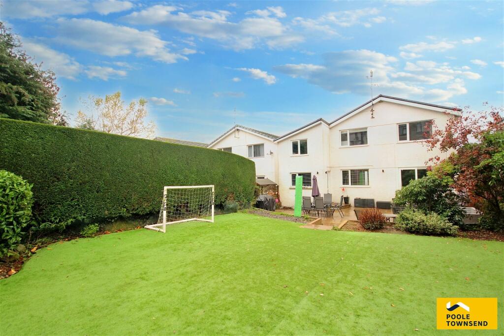 5 bedroom detached house for sale in Larch Grove, Kendal, LA9