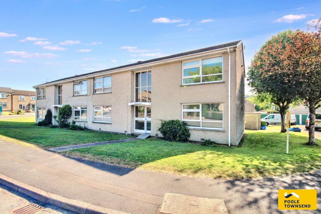 Main image of property: Lingmoor Rise, Kendal, LA9 7NU