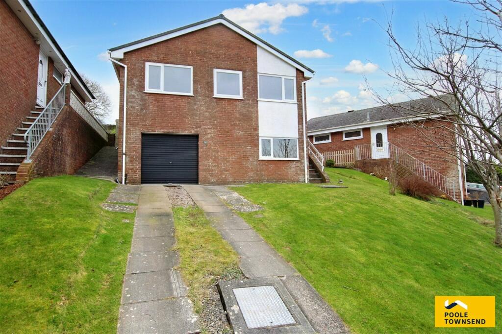 3 bedroom detached house for sale in Mulberry Way, BarrowinFurness, LA13