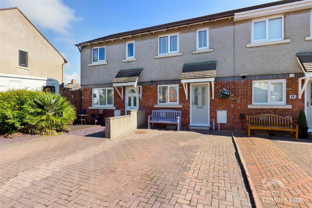 2 bedroom terraced house for sale in Sandringham Close, Barrowin