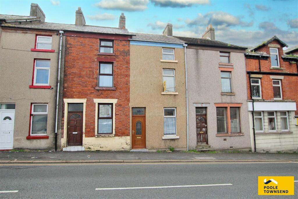 4 bedroom terraced house for sale in Greengate Street, Barrowin