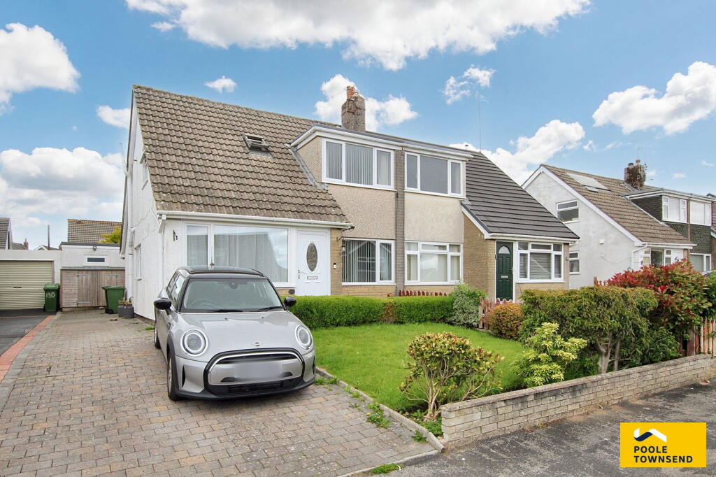 3 bedroom semi-detached house