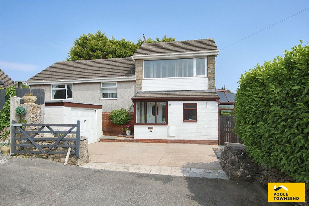 3 bedroom detached house for sale in The Croft, Stainton With Adgarley