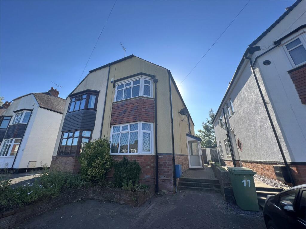 3 bedroom semidetached house for rent in Oak Hill, Finchfield