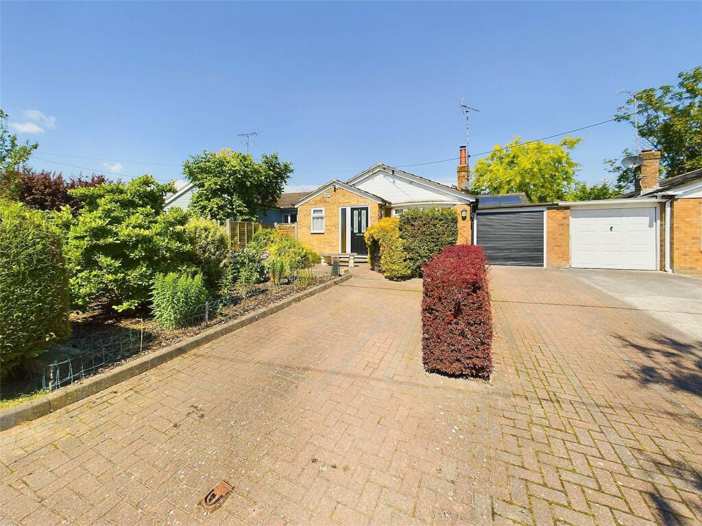 2 bedroom bungalow for sale in Brick Spring Lane, Great Totham, Maldon