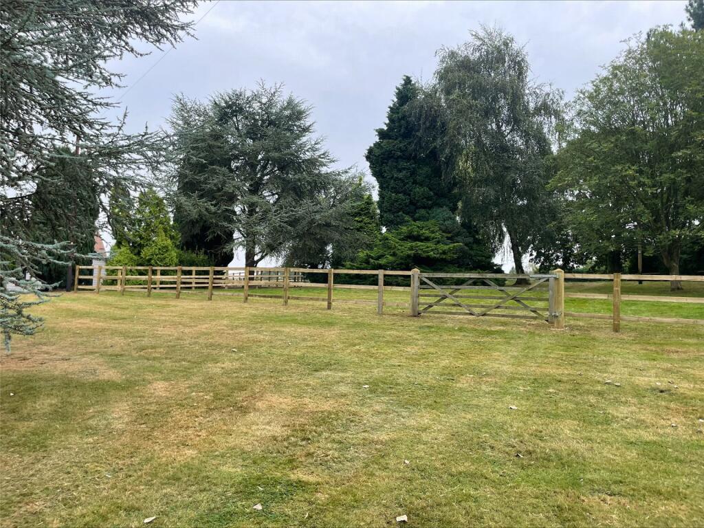 Additional property image - Wethersfield Road, Shalford, Braintree, Essex, CM7