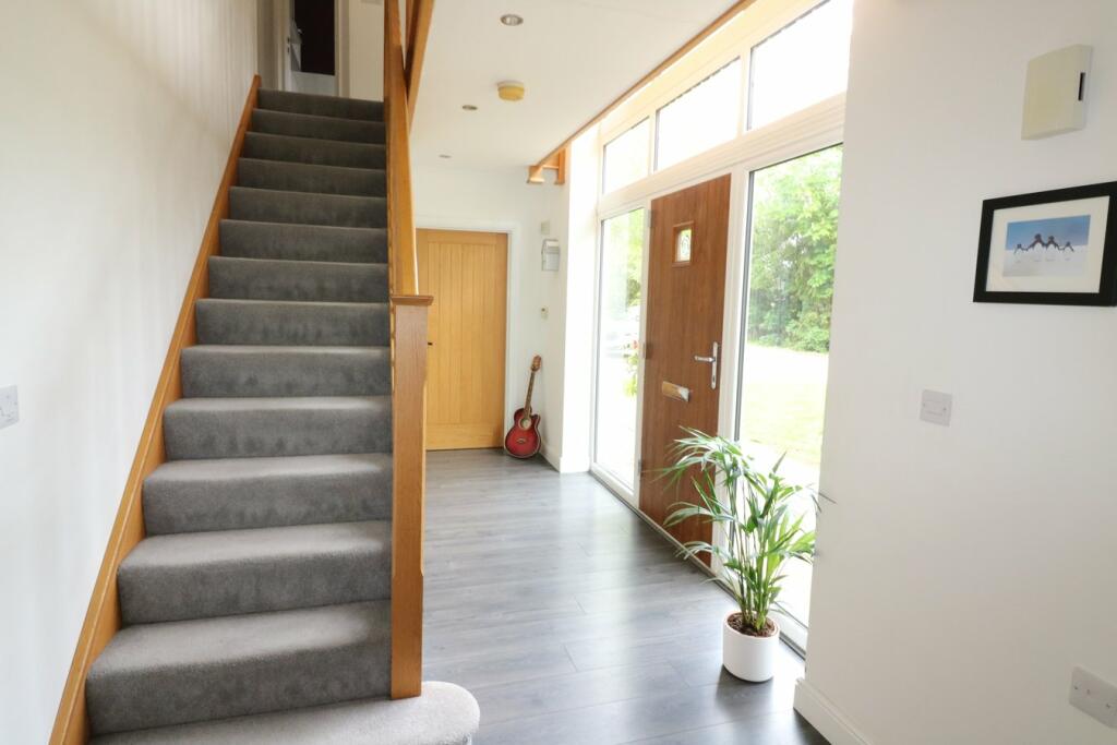 4 bedroom detached house for sale in Padmore Place, Baston, Market