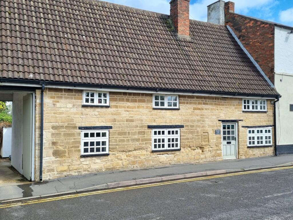 4 bedroom cottage for sale in Bridge Street, Deeping St James, Market