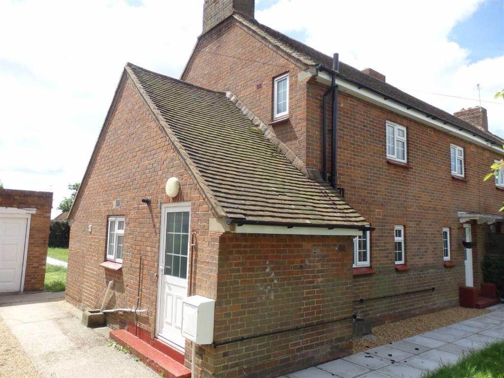 Main image of property: Ilbury Close, Shinfield