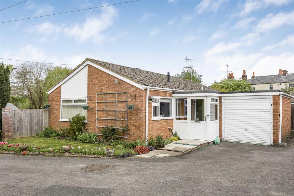 Main image of property: Langford Close, Emmer Green, Reading