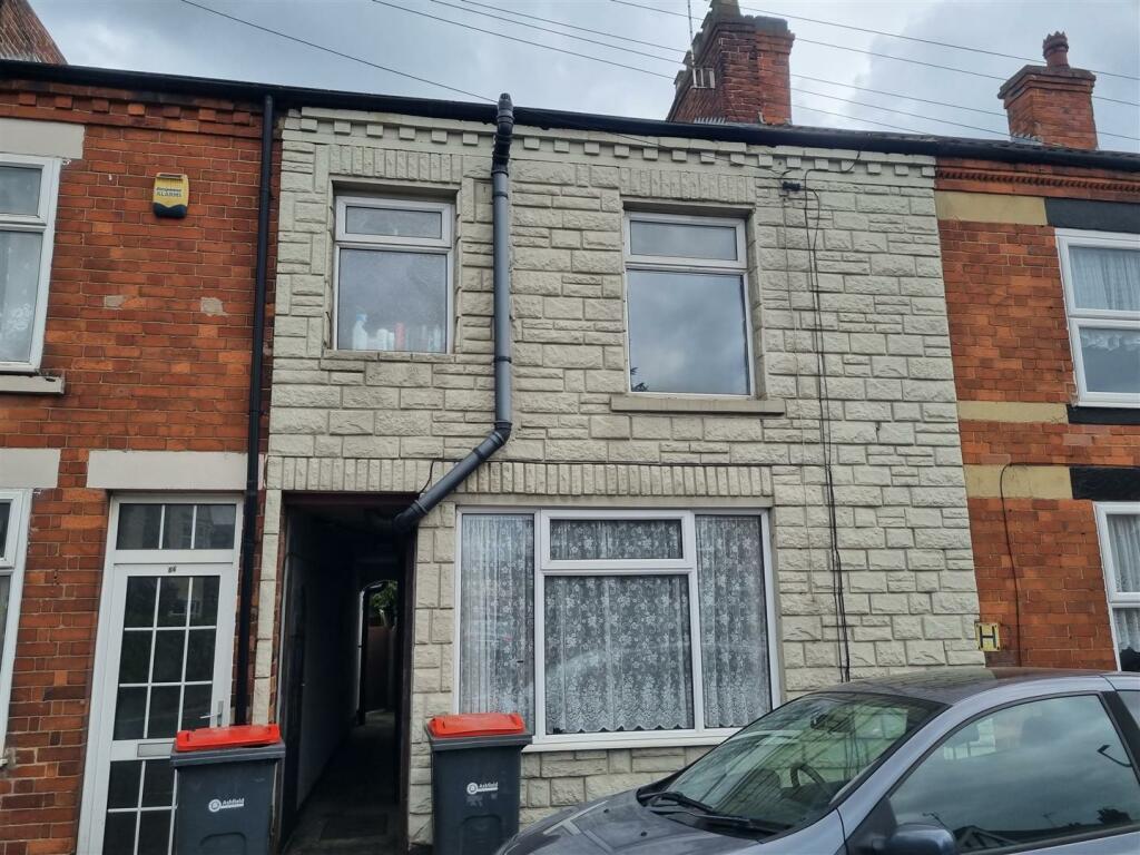 2 bedroom terraced house for sale in Priestsic Road, SuttonInAshfield, NG17