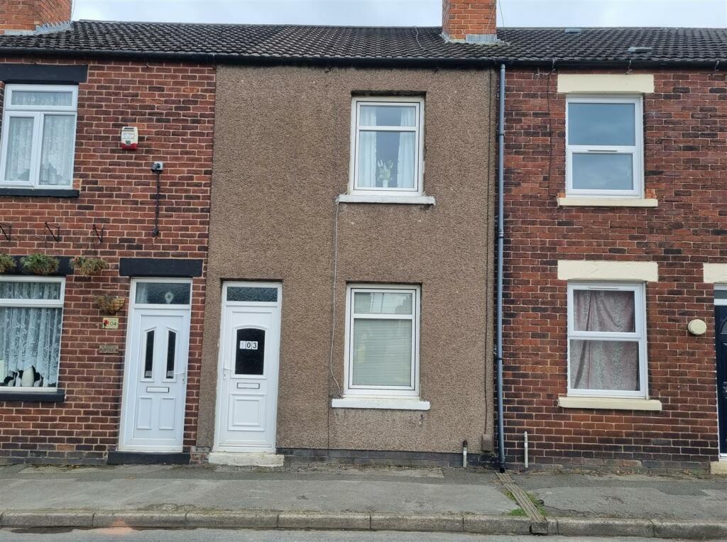 3 bedroom terraced house for sale in Brand Lane, Stanton Hill, Sutton