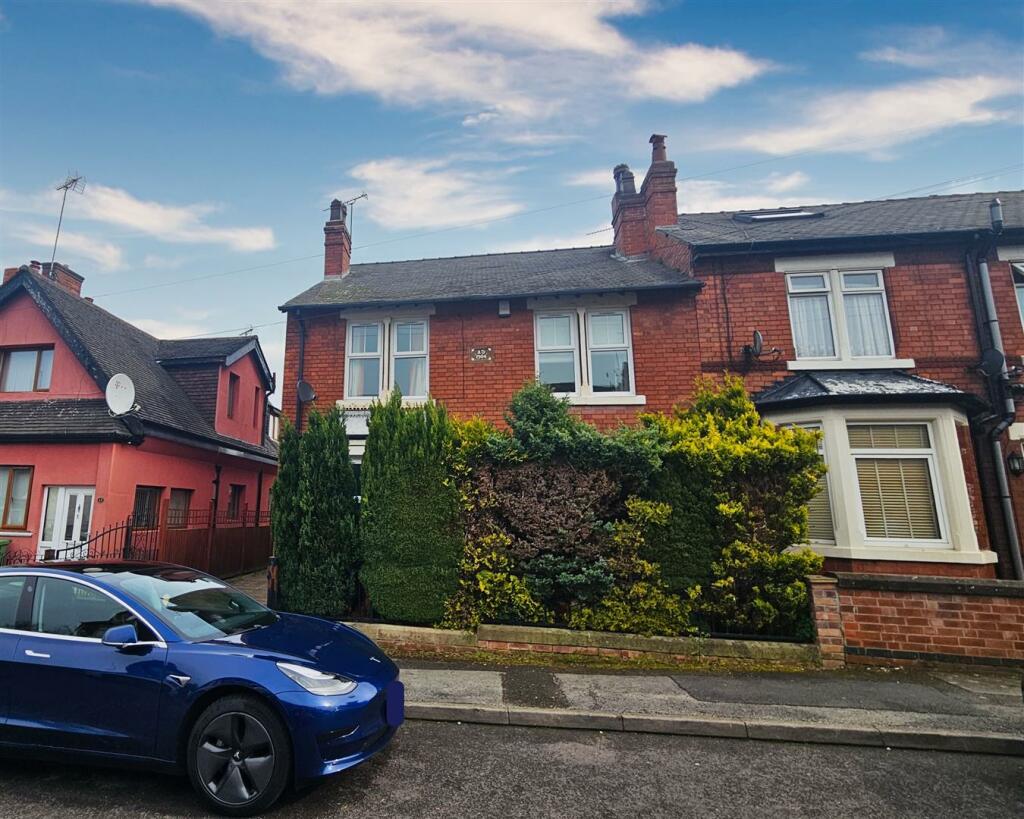 3 bedroom house for sale in Stella Street, Mansfield, NG18