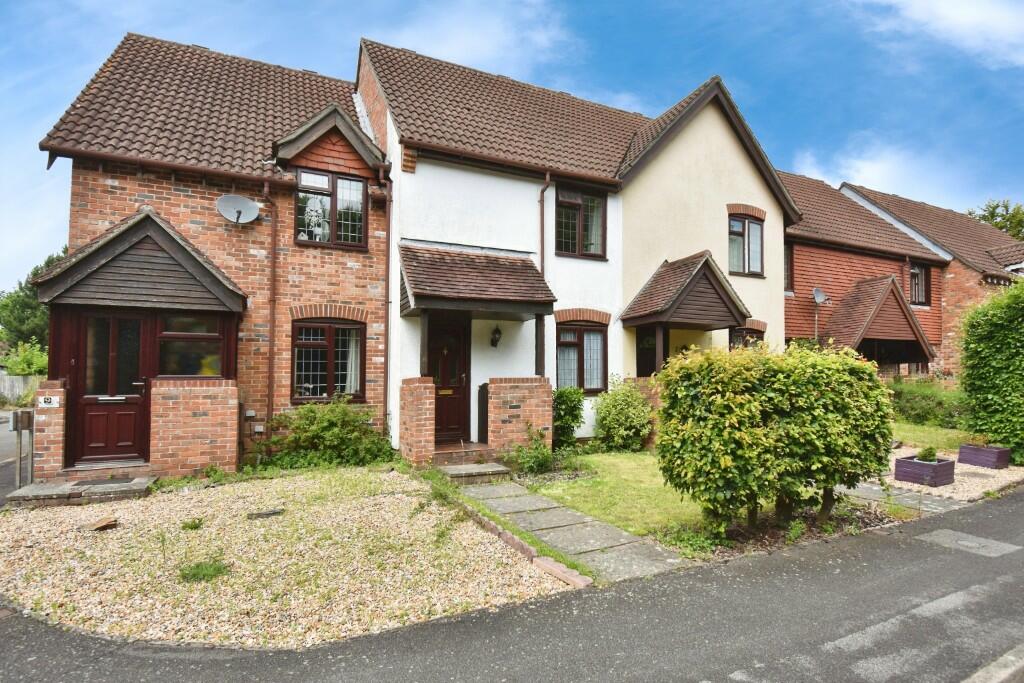 Main image of property: Beattie Rise,Hedge End,SO30