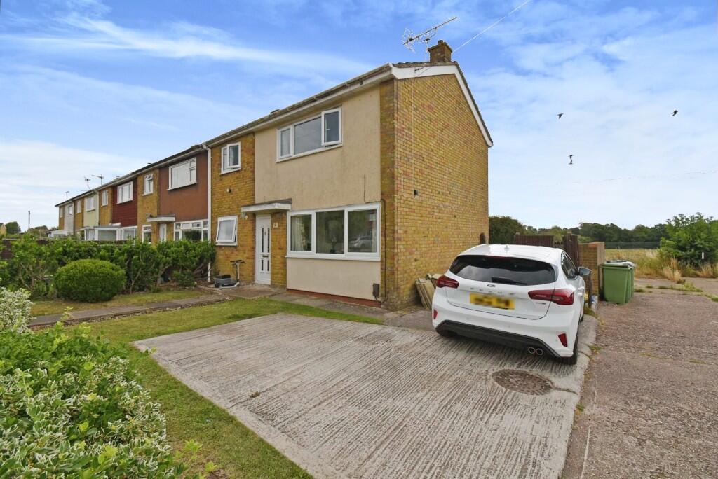 Main image of property: Hewett Road, Titchfield, Hampshire, PO14