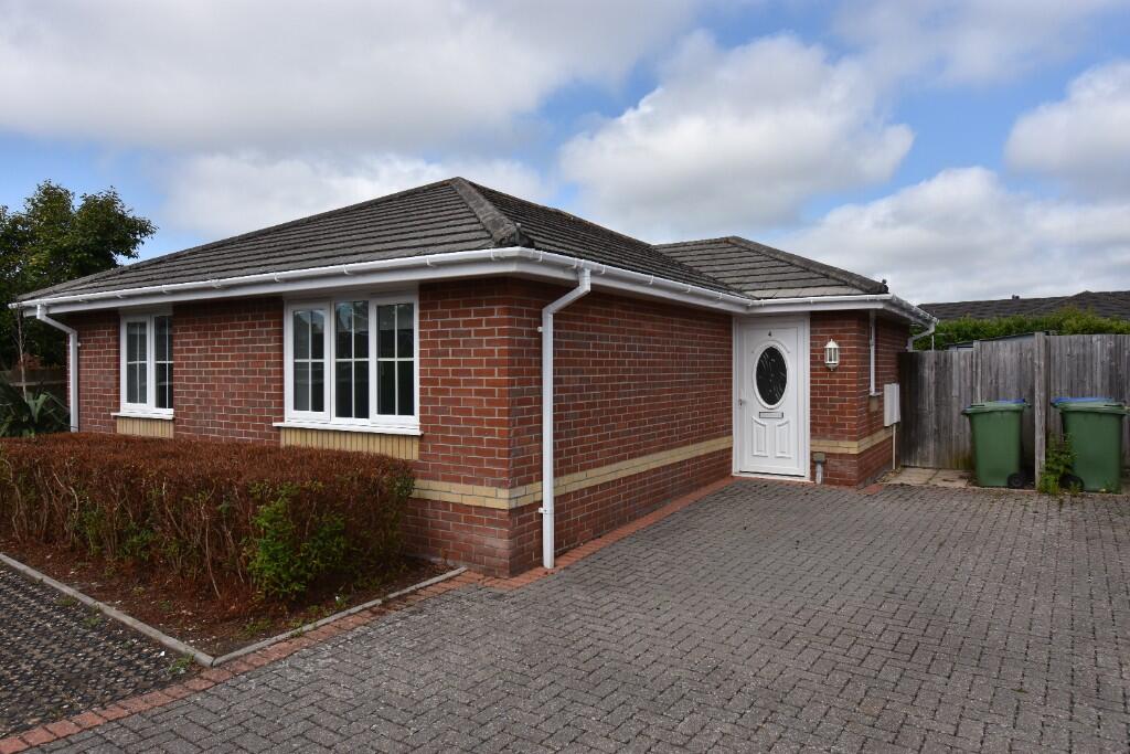 Main image of property: Edgehurst, SO31