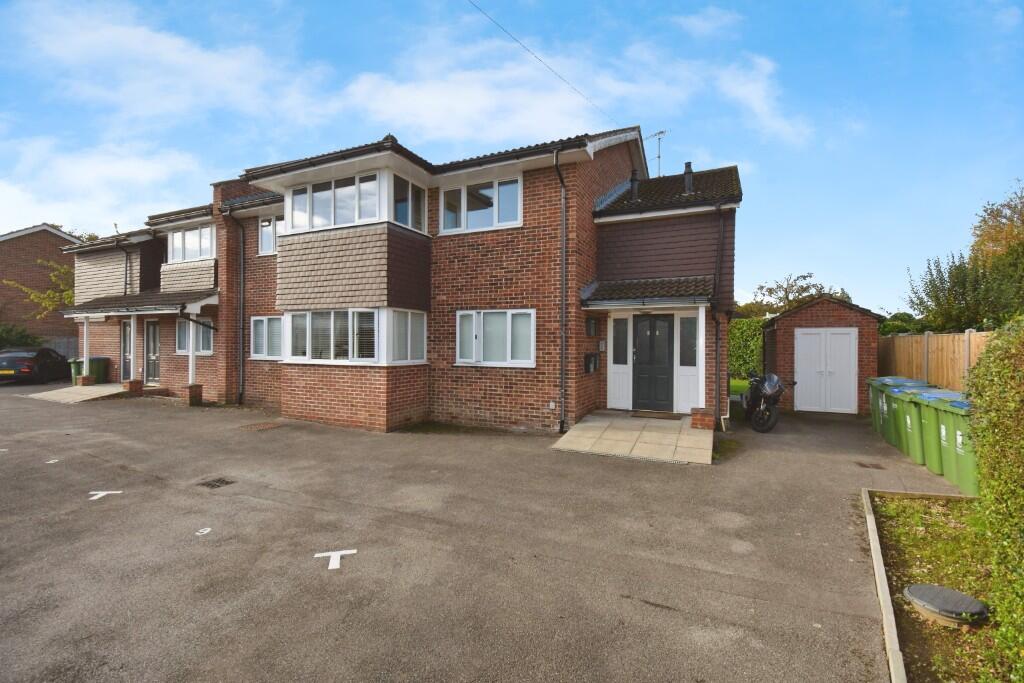 Main image of property: Hunts Pond Road, Fareham, Hampshire, SO31
