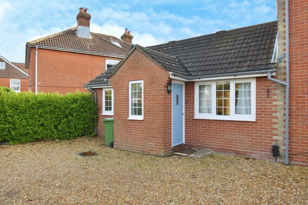 Main image of property: The Annexe,Warsash Road,Warsash,SO31