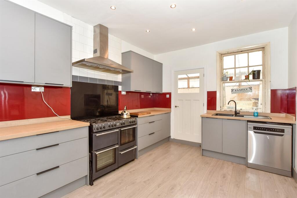 Additional property image - Granville Road, Littlehampton, West Sussex