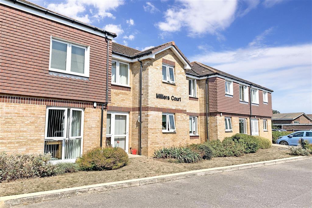 1 bedroom flat for sale in Station Road, East Preston, West Sussex, BN16