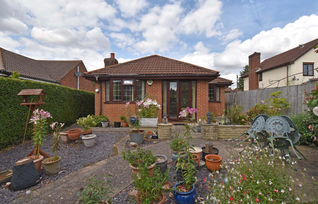 3 bedroom detached house for sale in Warsash Road, Warsash SO31