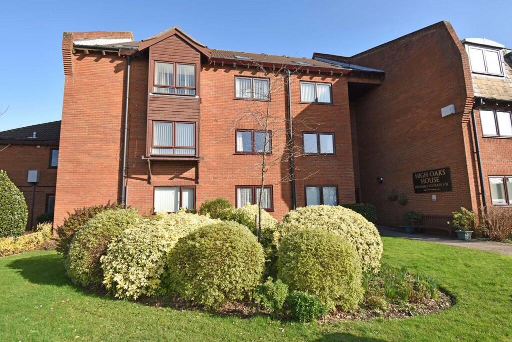 1 bedroom apartment for sale in High Oaks Close, SO31