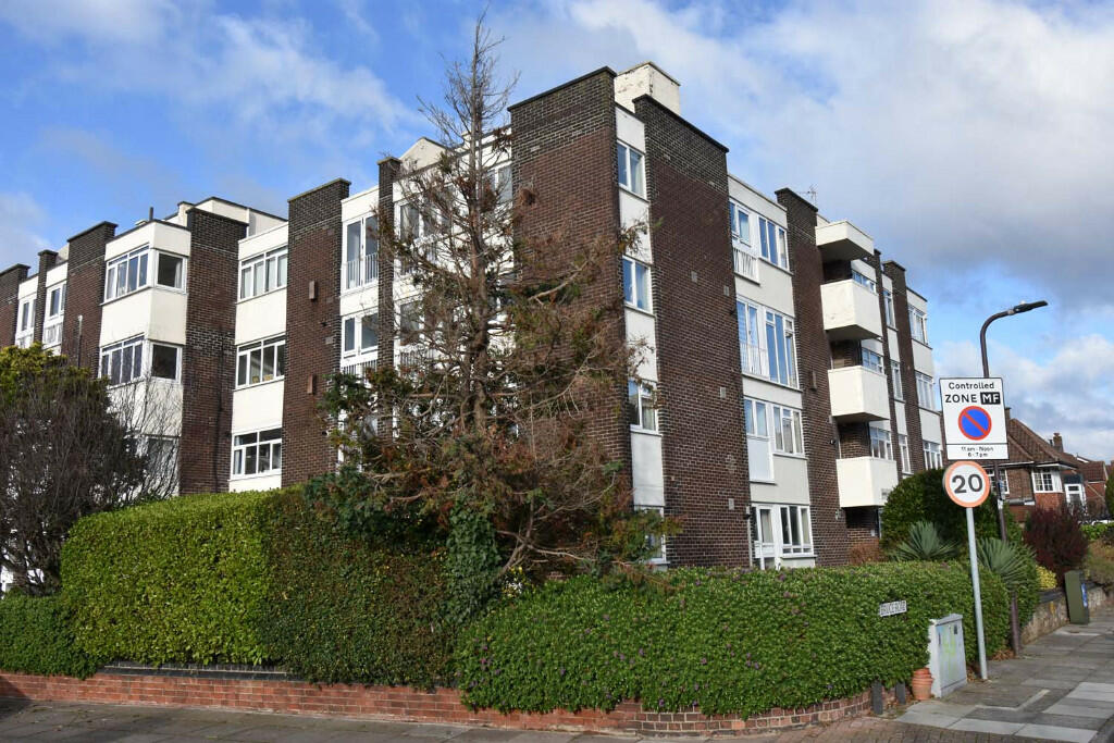 Main image of property: Eastern Parade, Portsmouth, Hampshire, PO4