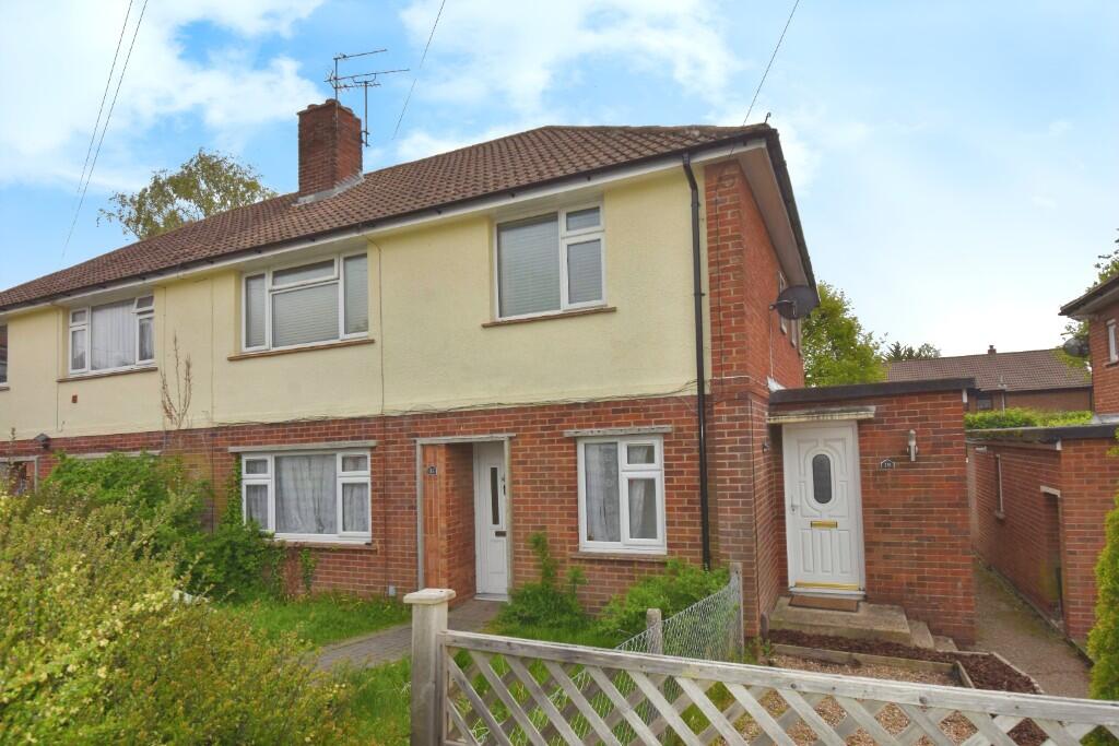 Main image of property: Holly Close, SO31