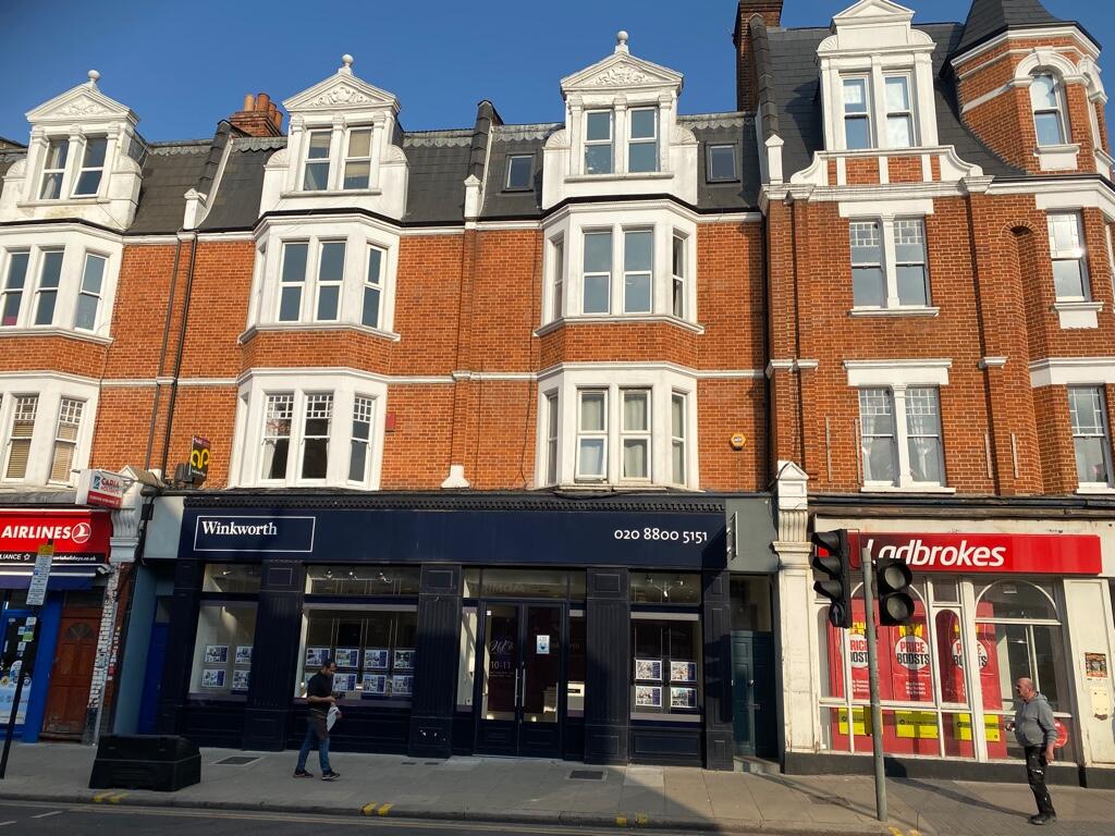 Main image of property: Grand Parade, Green Lanes, London N4 1JX