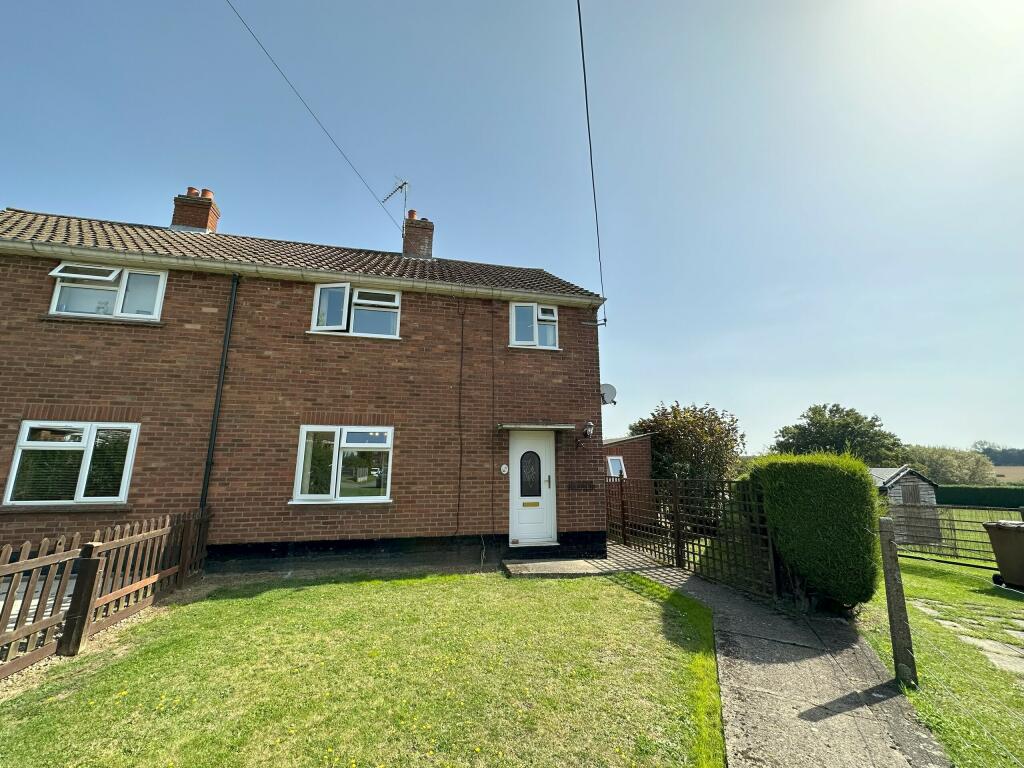 3 bedroom semidetached house for sale in Church View, Wyverstone, IP14