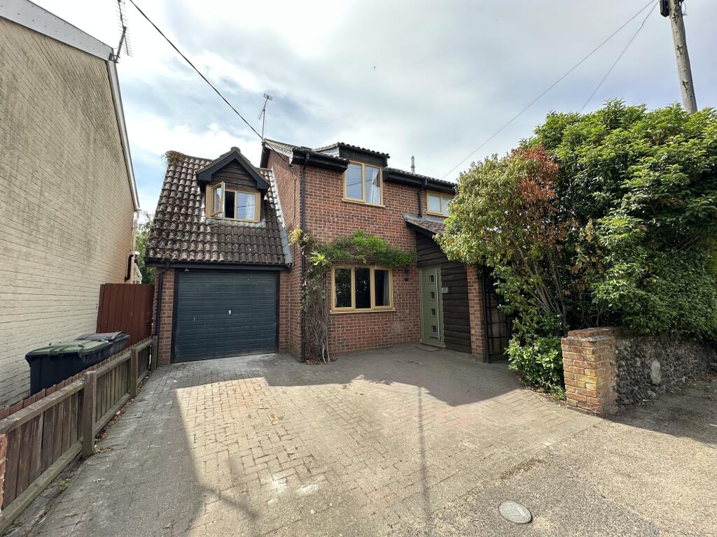 Main image of property: Norwich Road, Barham