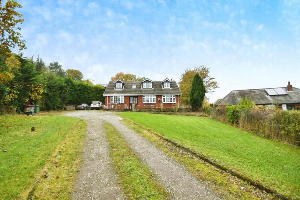 Main image of property: Top Road, Hardwick Wood, Wingerworth, Chesterfield, S42 6RQ