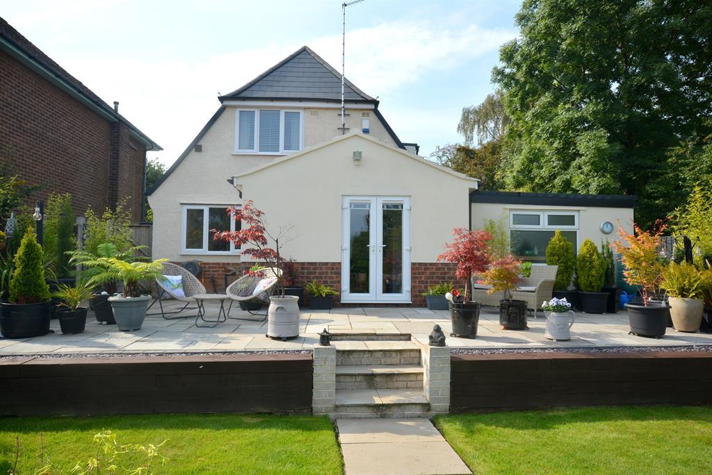 2 bedroom detached house for sale in Mansfield Road, Hasland