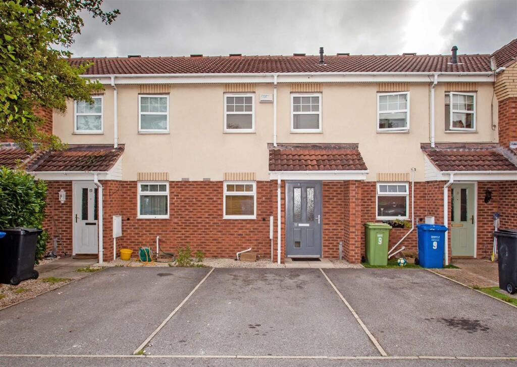 Main image of property: Juniper Close, Hollingwood, S43
