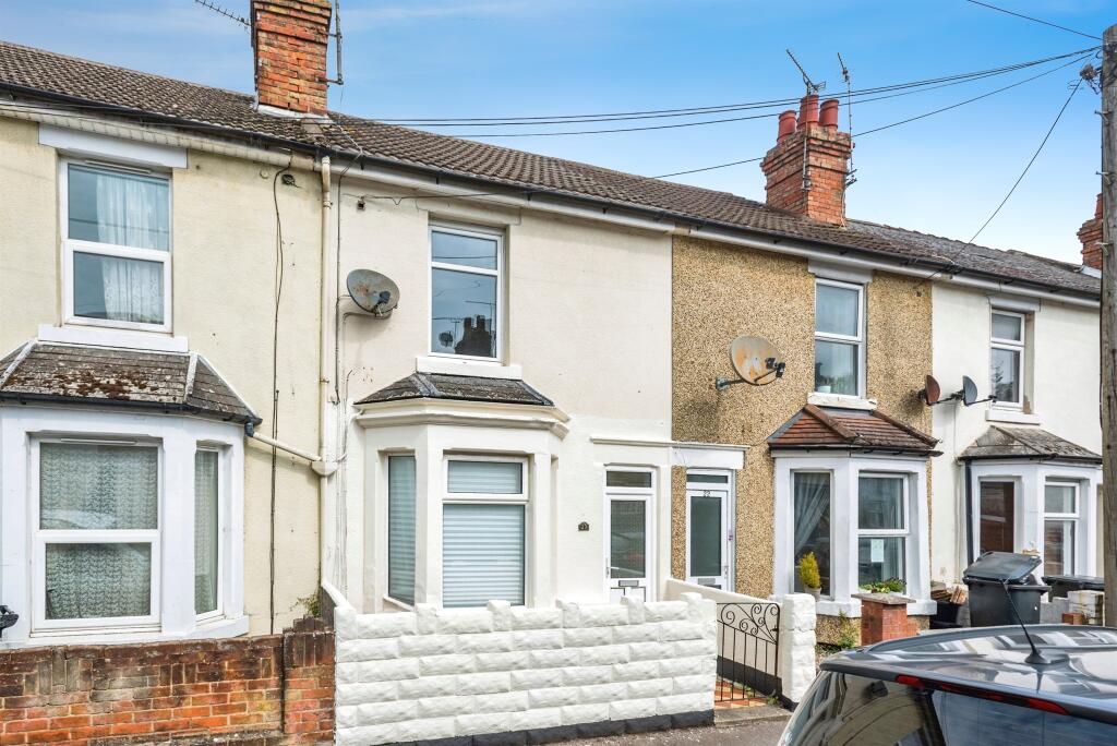 Main image of property: Ipswich Street, SWINDON