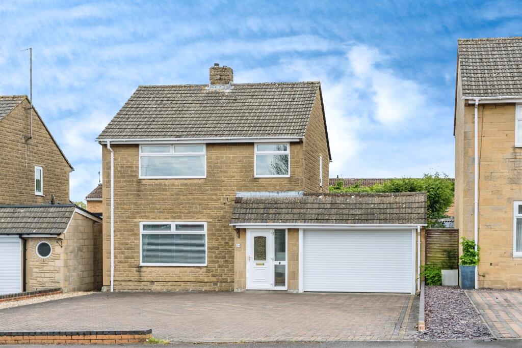 Main image of property: Thames Avenue, Swindon