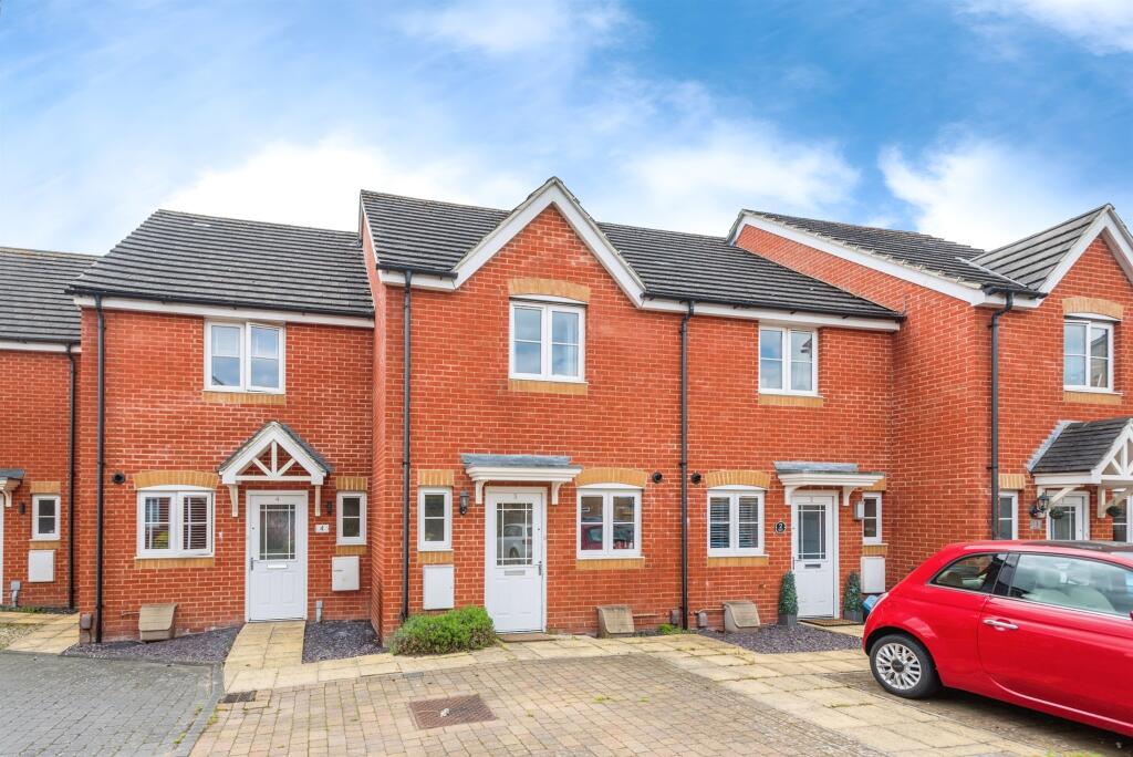 Main image of property: Stratone Mews, Swindon