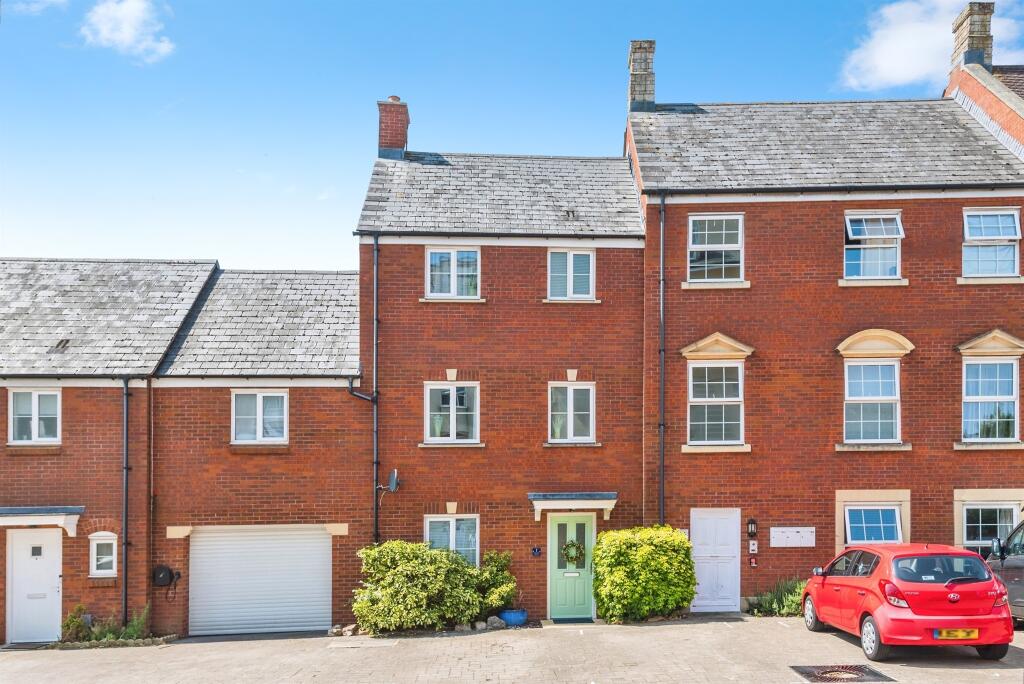 Main image of property: Dolina Road, SWINDON