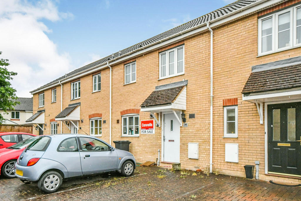 3 bedroom terraced house for sale in Winton Road, Swindon, SN3