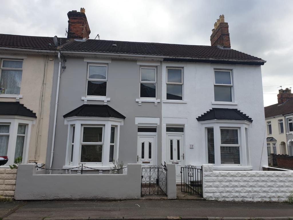 2 bedroom terraced house for sale in Guppy Street, Swindon, SN2