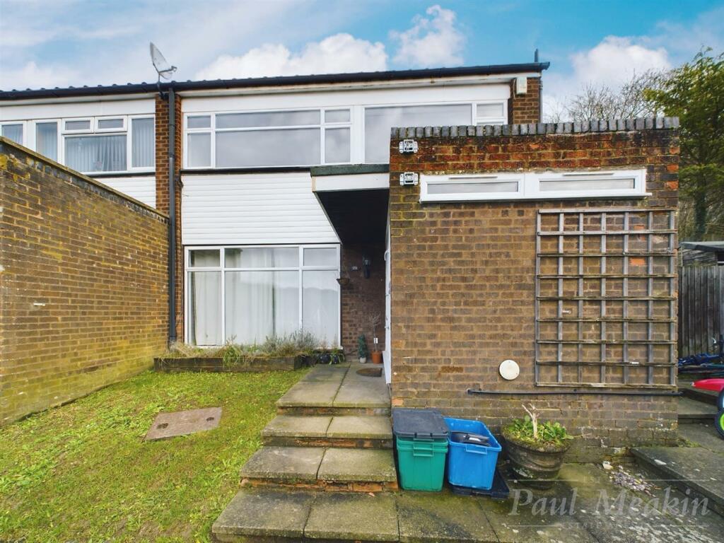 3 bedroom end of terrace house for sale in Markfield, Courtwood Lane
