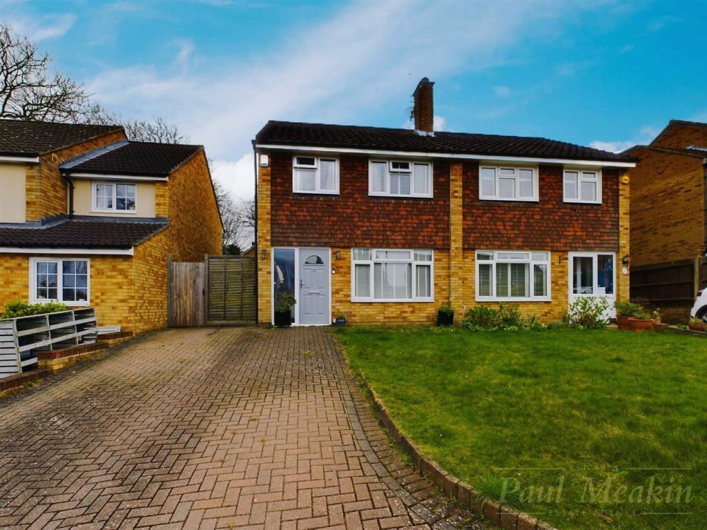 Main image of property: Greville Avenue, South Croydon