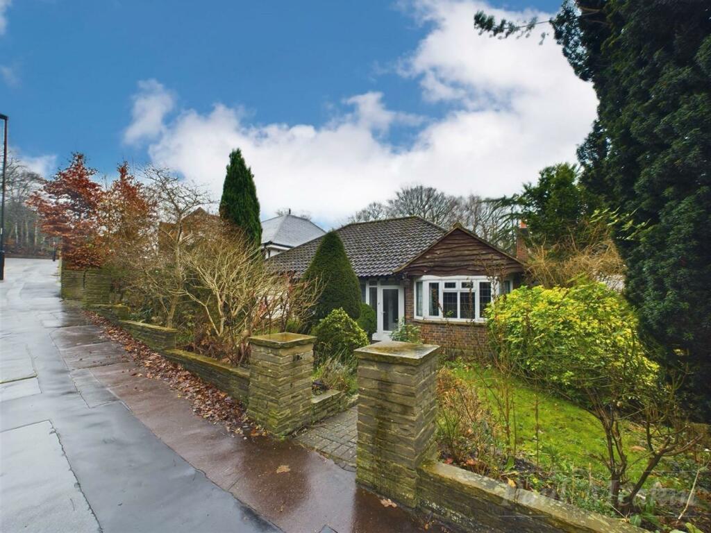 Additional property image - Ballards Way, Croydon