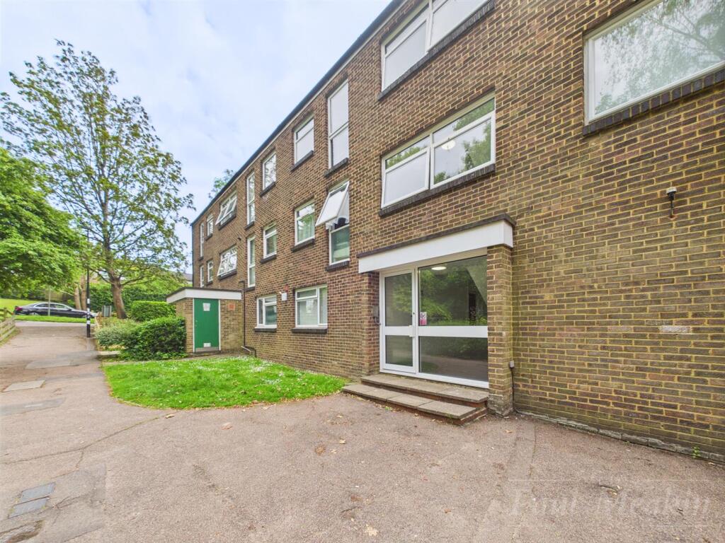 Main image of property: 42 Woodpecker mount, Pixton Way, Croydon