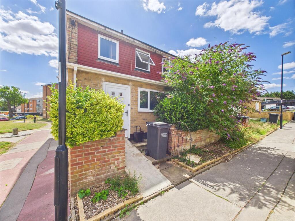 Main image of property: The Lindens, New Addington