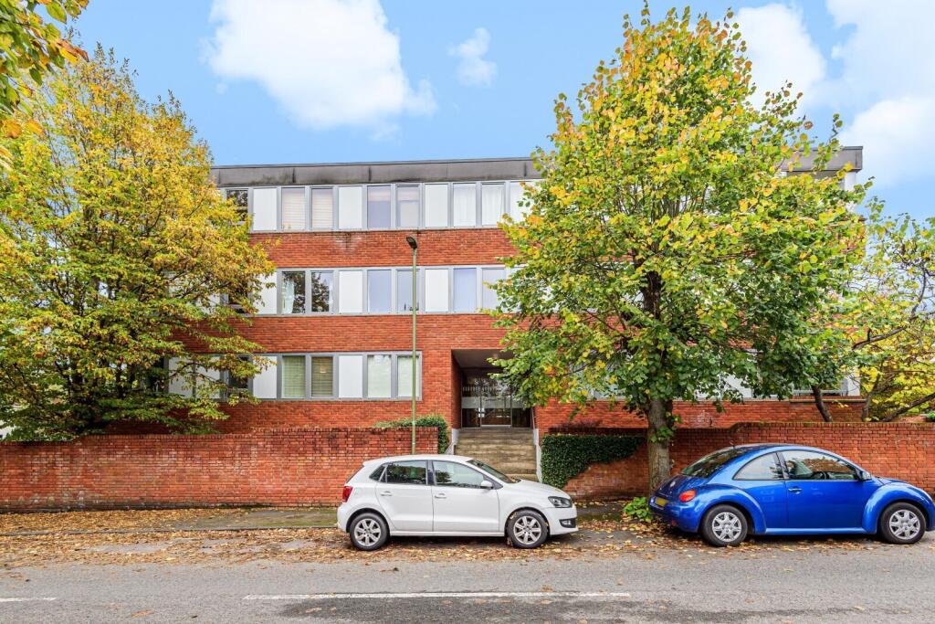 Main image of property: St. Marks Road, Henley-on-Thames, Oxfordshire, RG9