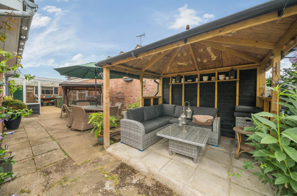 Additional property image - Rye Mill Lane, Feering, Colchester
